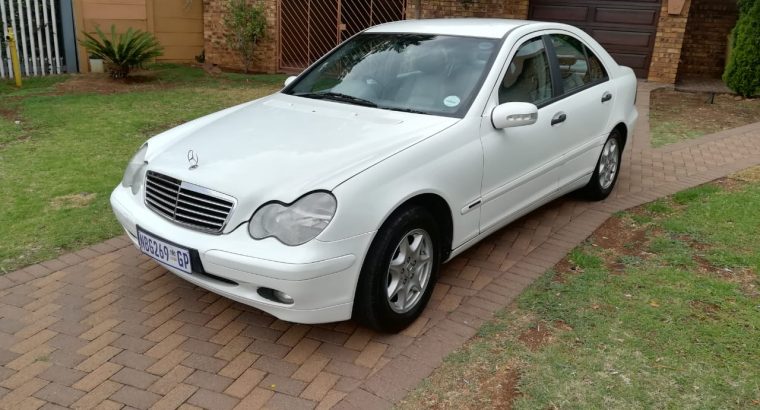 One Owner – 2002 Merc C180 – R59900