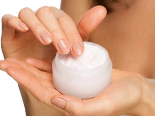 To get the smooth skin use Rollyhampy skin care products