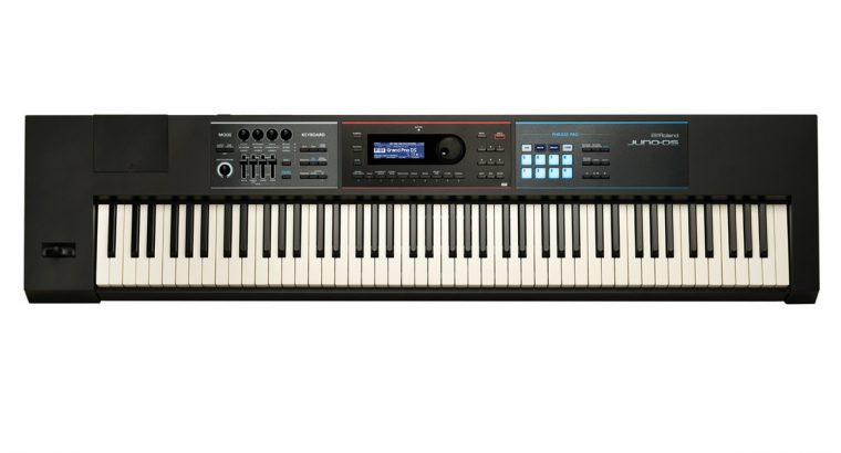 Roland JUNO-DS88 Stage Performance Bundle