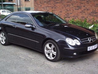 2004 Mercedes-Benz CLK500 Coupe