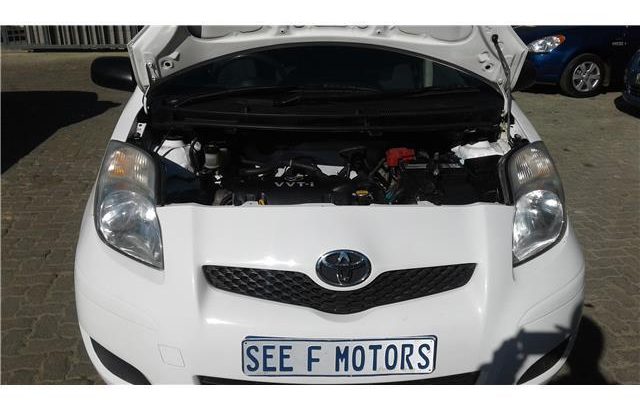 2011 Toyota Yaris 1.3 T3+ 5-door for sale!