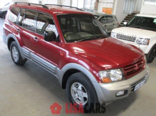 MITSUBISHI PAJERO FOR CASH AND FINANCE
