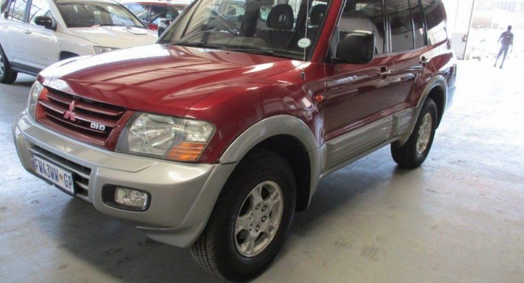 MITSUBISHI PAJERO FOR CASH AND FINANCE