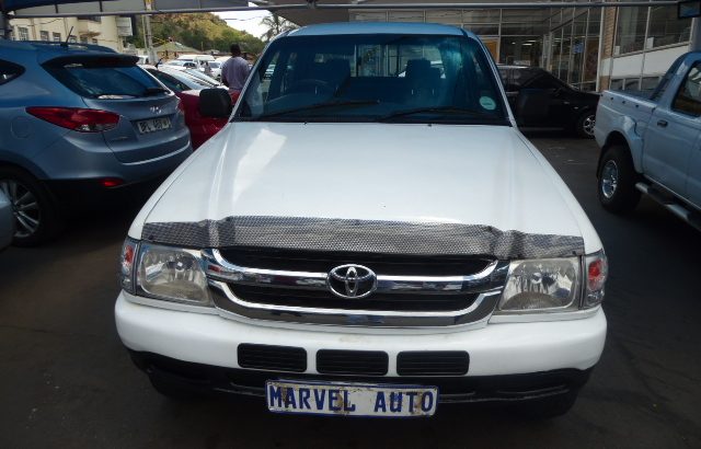 2001 Toyota Hilux 2700i Double Cab