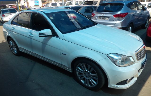 2011 Auto Mercedes Benz C180 Blue Efficieny
