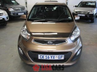 KIA Picanto EX