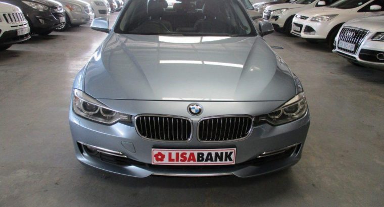 BMW 320i Luxury line F30