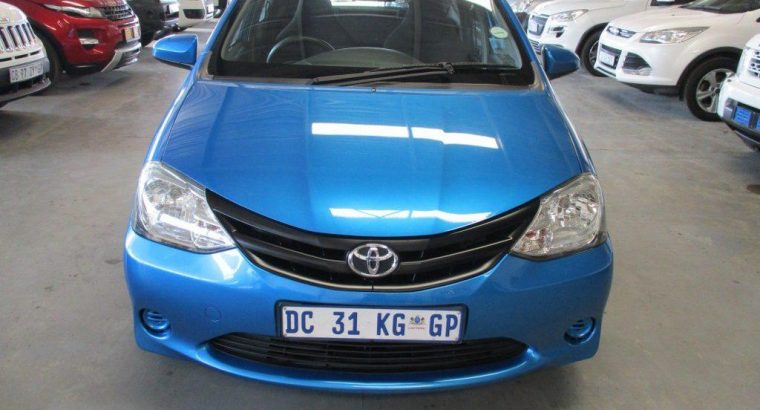 TOYOTA ETIOS 1.5 XI 2014