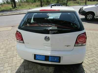 2016 polo vivo 1.6i
