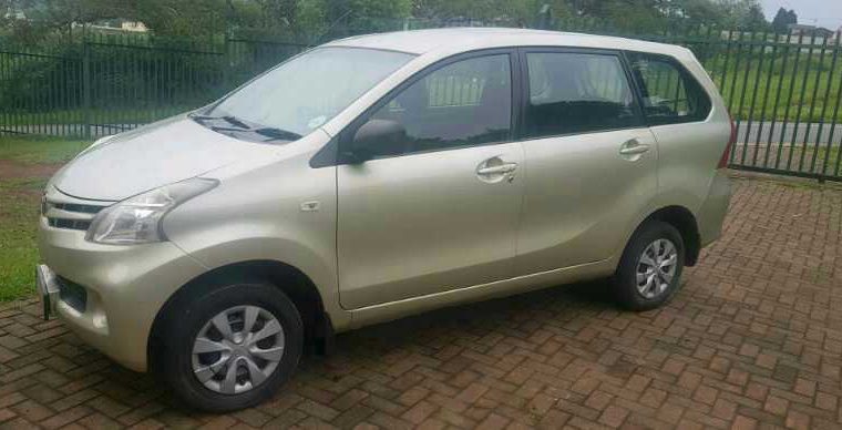 Toyota avanza