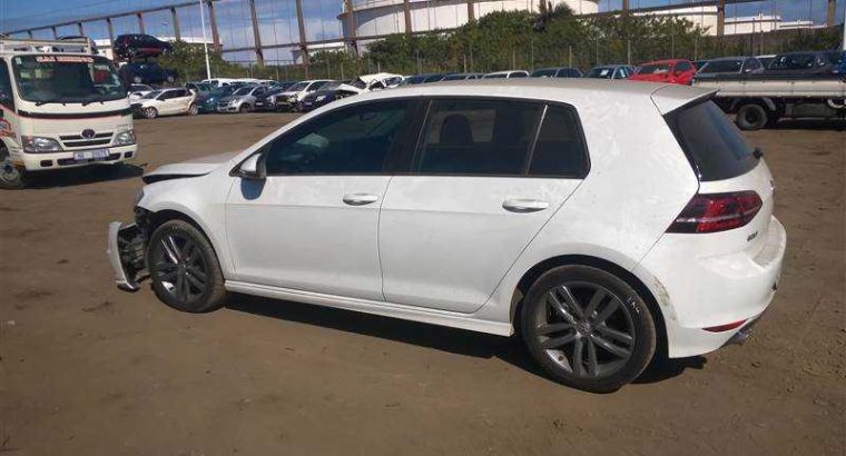 2016 VOLKSWAGEN GOLF VII 1.4 TSI COMFORTLINE