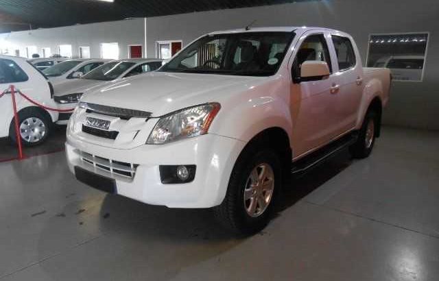 2014 ISUZU KB 250 D-TEQ D/CAB LE with 132644