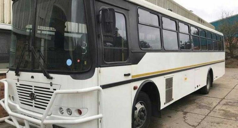 2010 Nissan UD95 for sale
