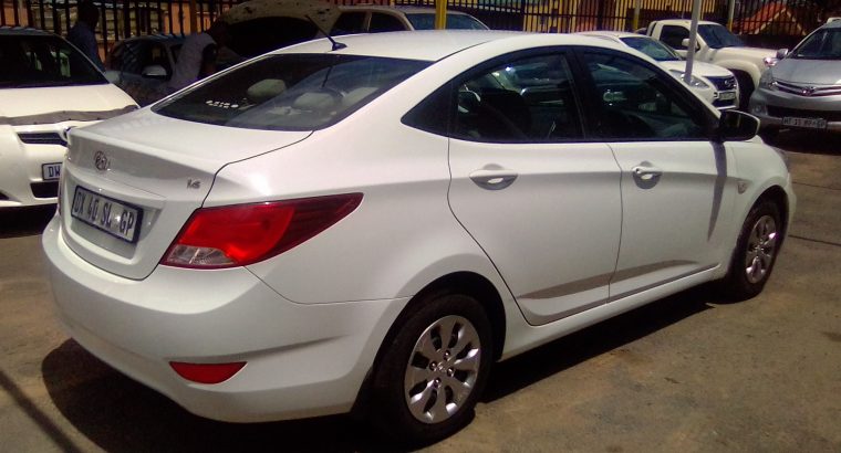 Hyundai accent