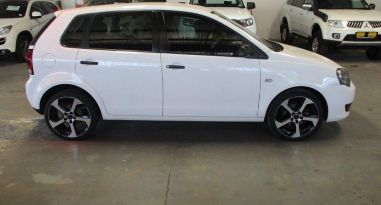 VW POLO VIVO 1.4 TRENDLINE 5DR