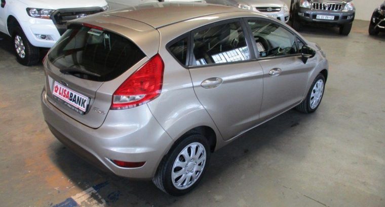 FORD FIESTA 1.6 AMBIENTE POWERSHIFT 5DR 2011