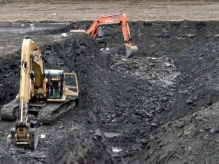 Blasting course scoop 777 dump truck RDO drill rig scoop excavator training Boilermaker course 0733146833