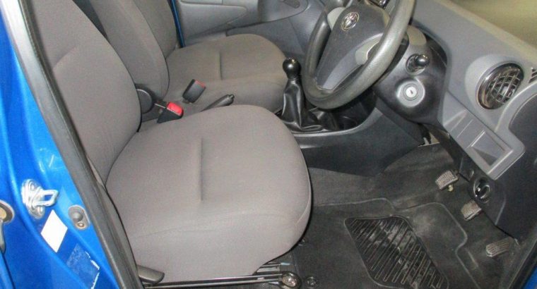 TOYOTA ETIOS 1.5 XI 2014