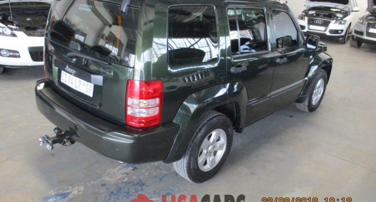 JEEP CHEROKEE 3.7 LIMITED AT 2011