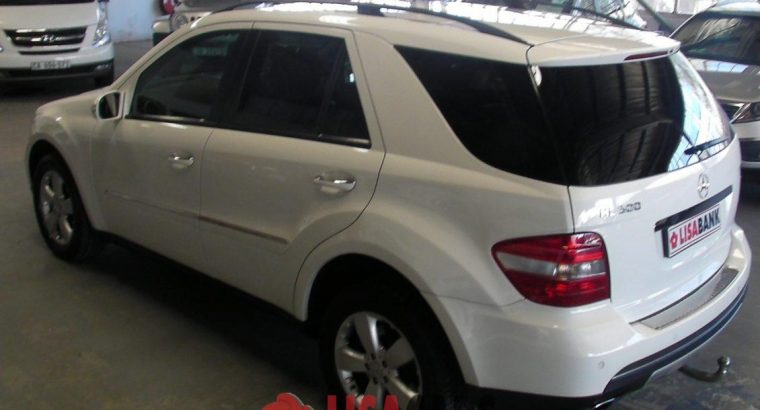 MERCEDES-BENS ML 500 AT 2006