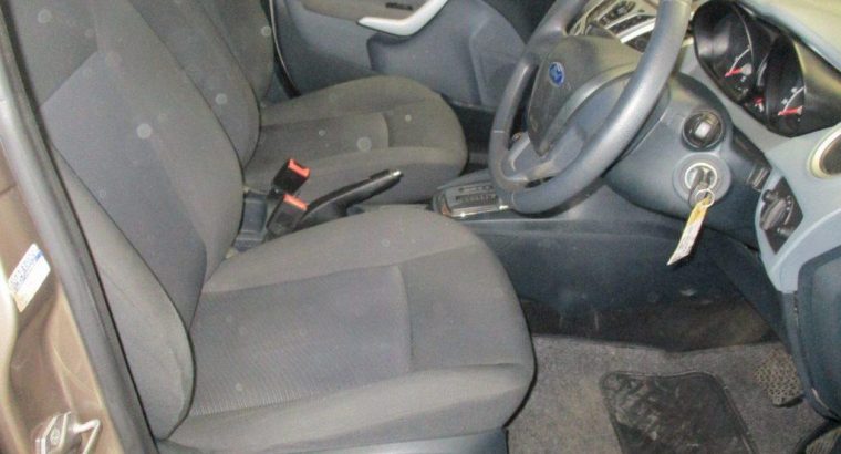 FORD FIESTA 1.6 AMBIENTE POWERSHIFT 5DR 2011