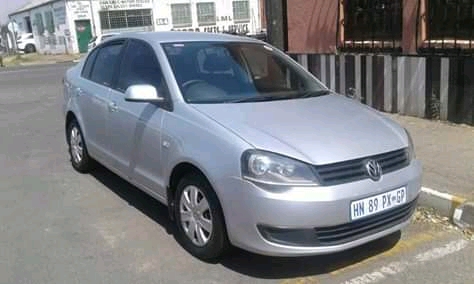 Polo vivo 1.4