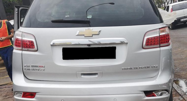CHEV TRAILBLAZER 2.8 LTZ A/T 2014 PARTS AND ENGINE FOR SALE