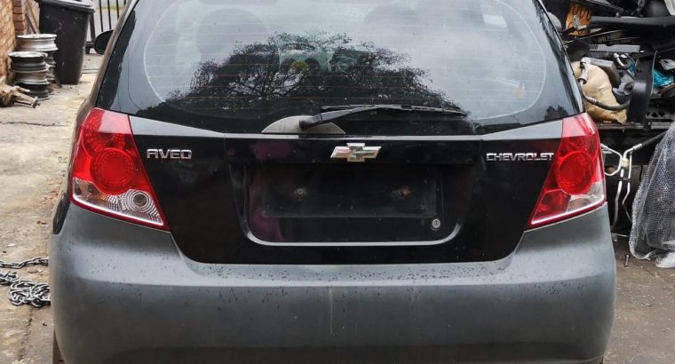 CHEV AVEO 2005 PARTS AND ENGINE FOR SALE