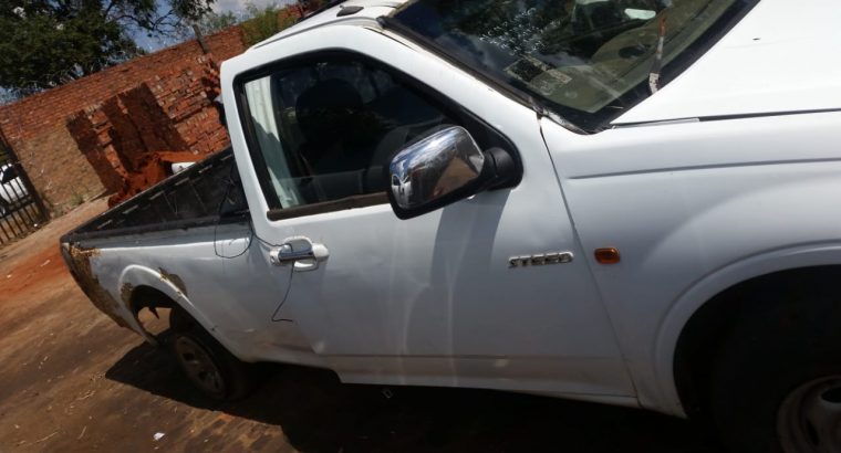 GWM STEED 2.2 2013 STRIPPING FOR SPARES