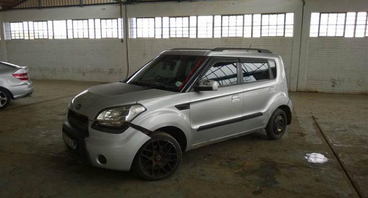 Various Kia Interior Parts Used