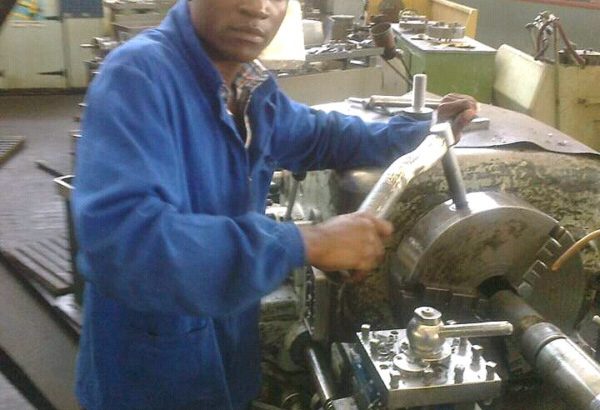 EXCAVATOR,TLB,MOBILE CRANE,GRADER,FRONT LOADER,BOILER MAKER TRAINING ( 0835235511 )