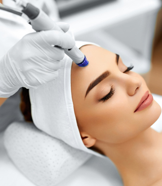 Tighten your pores with Rollyhampy skin care produ