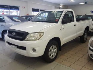 Toyota hilux 2014 model for sale