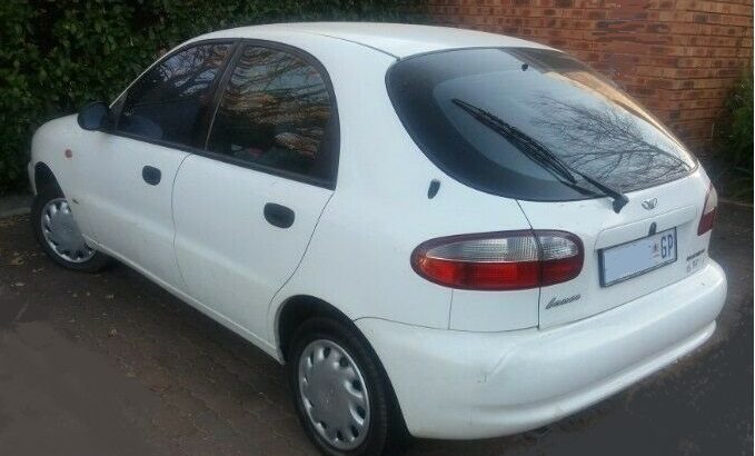 1998 Daewoo Lanos 16v Hatchback