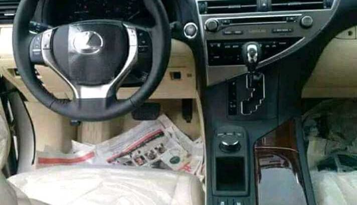 clean Lexus rx350