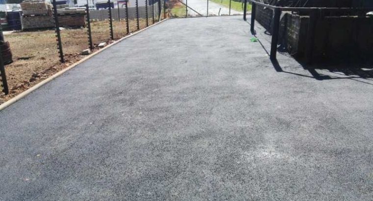 TAR ROADS FROM R80