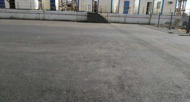 TAR ROADS FROM R80