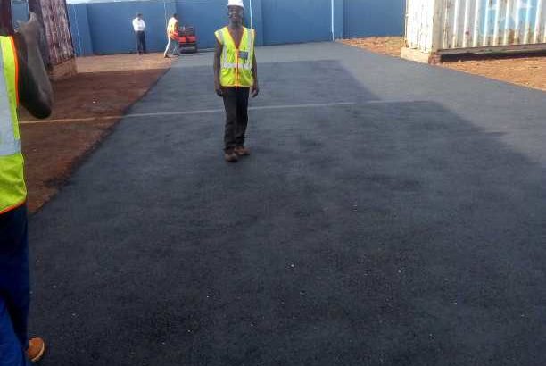 TAR ROADS FROM R80