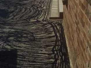 TAR ROADS FROM R80