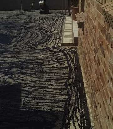 TAR ROADS FROM R80