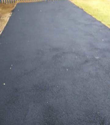 TAR ROADS FROM R80