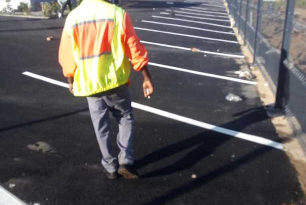 TAR ROADS FROM R80
