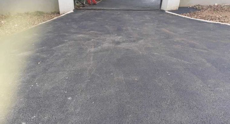 TARRED SURFACES FROM R80