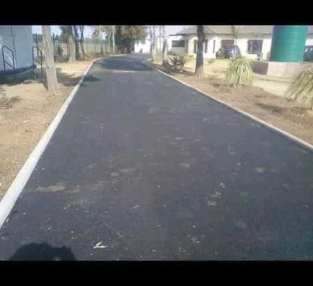 TAR ROADS FROM R80