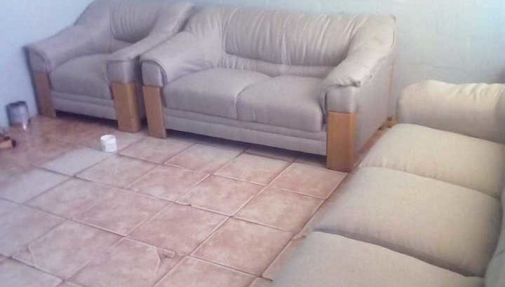 Upholsterer’s/Couches repairs