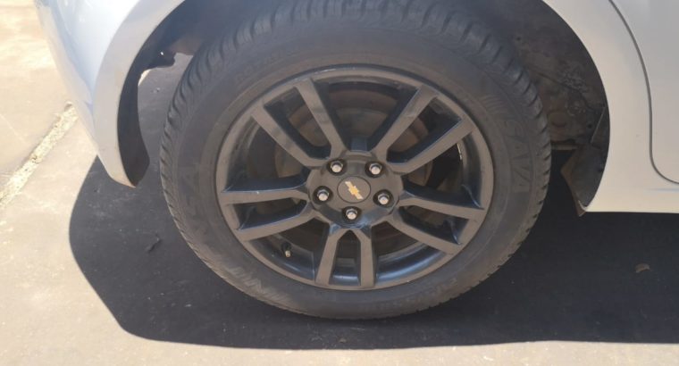 CHEV SONIC 1.6 2014 HATCHBACK STRIPPING FOR SPARES