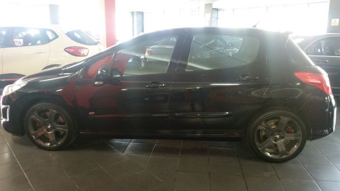Peugeot 30 1.6 THP GTi