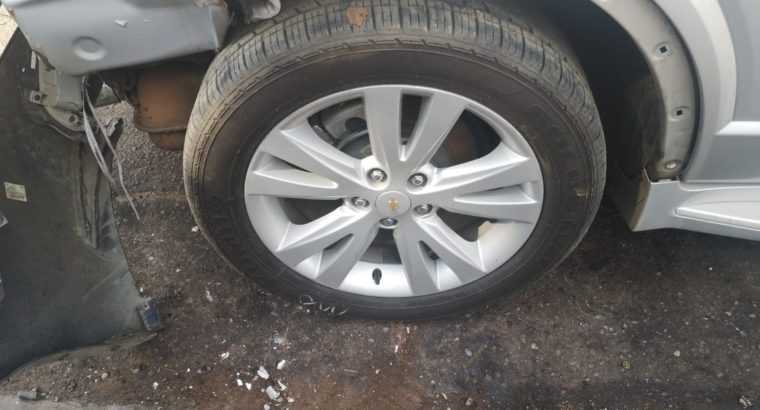 CHEV CAPTIVA 2.4LT 2010 AUTO STRIPPING FOR SPARES