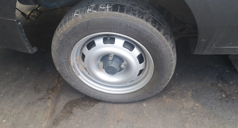 CHEV UTILITY 1.4 2015 BLACK STRIPPING FOR SPARES