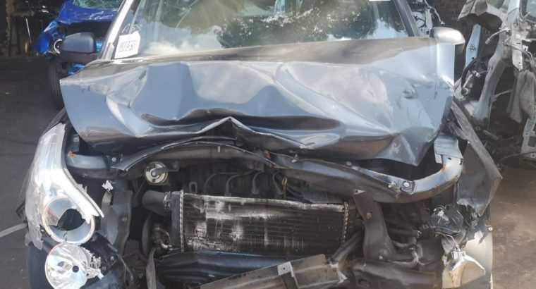 CHEV UTILITY 1.4 2015 BLACK STRIPPING FOR SPARES